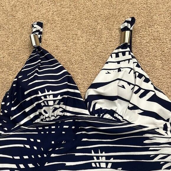 NWT Amoressa Miraclesuit "A Venetian Affair" Lido Palm Leaf Tankini Top Size 12 - Picture 4 of 10